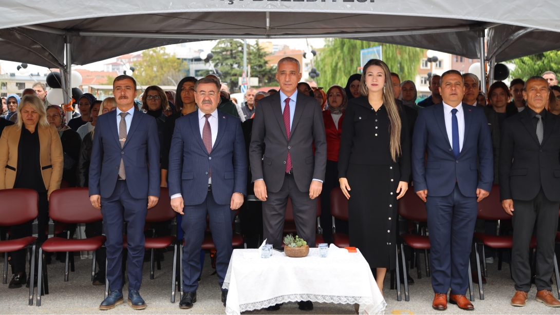 29 EYLÜL DÜNYA OKUL SÜTÜ GÜNÜ KAPSAMINDA İLÇEMİZ GÖLBAŞI İLKOKULUNDA PROGRAM DÜZENLENDİ